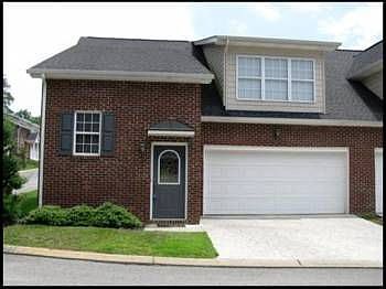 2nd image of 8614 Ashbourne Way
