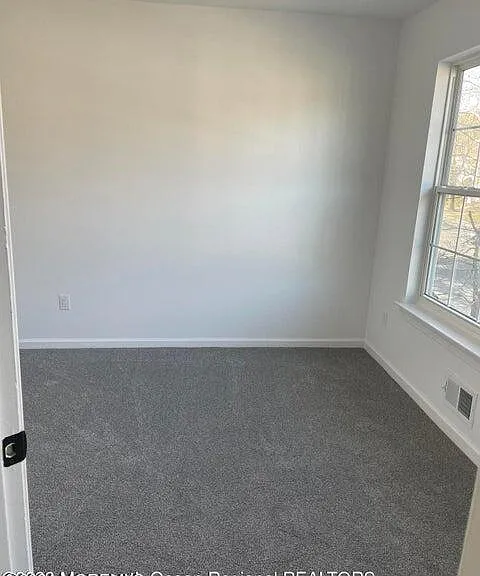 19 Karen Dr #19 — Photo 18