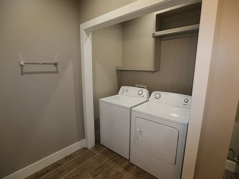 114 W French St — Photo 18
