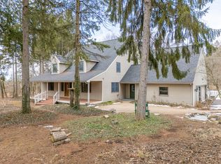7609 Kilkenny Dr, Brighton, MI