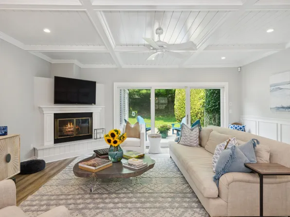 20 Hubbard Ln Unit 89, Southampton, NY 11968