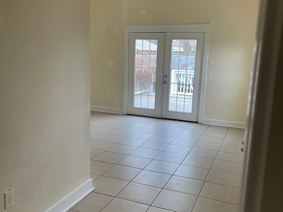 1st image of 433 Kayton Ave