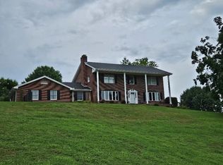 419 Tanglewood Dr, Glade Spring, VA 24340