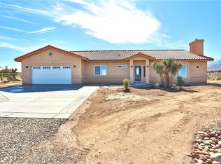 6087 Elsinore Rd, Phelan, CA 92371