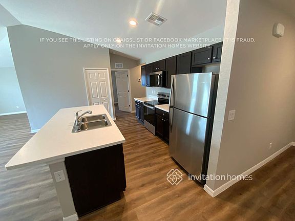 4th image of 416 NW 1st Ter
