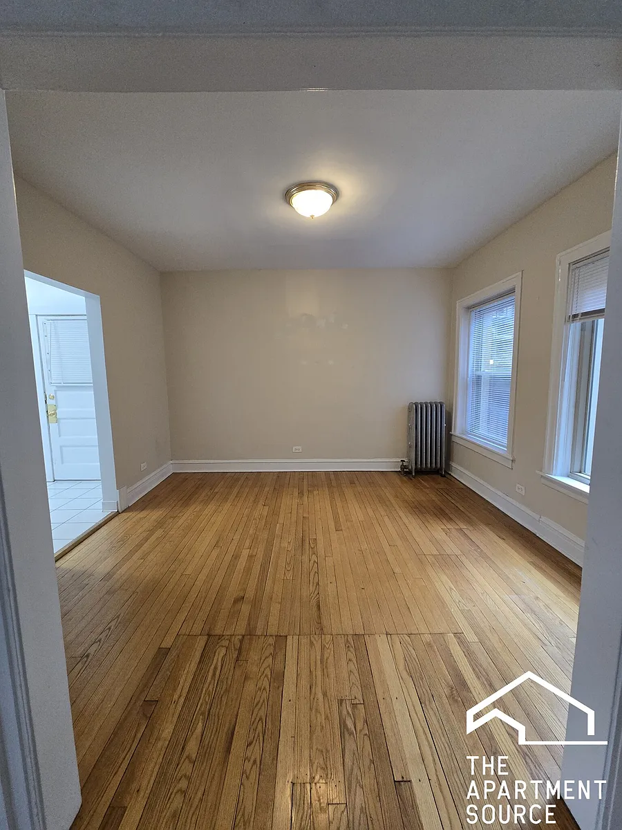 Building Photo - 834 Reba Pl #2N