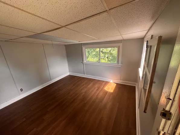 358 W 3rd St, Elmira, NY 14901