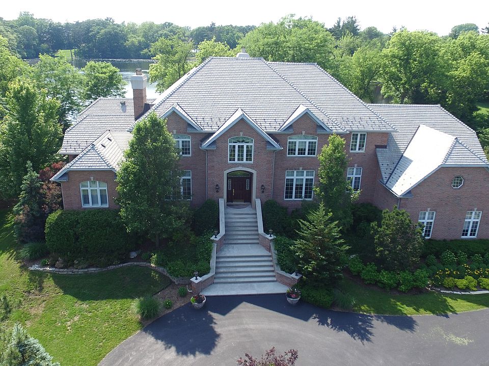 1st image of 21606 N Stoneybrook Ct