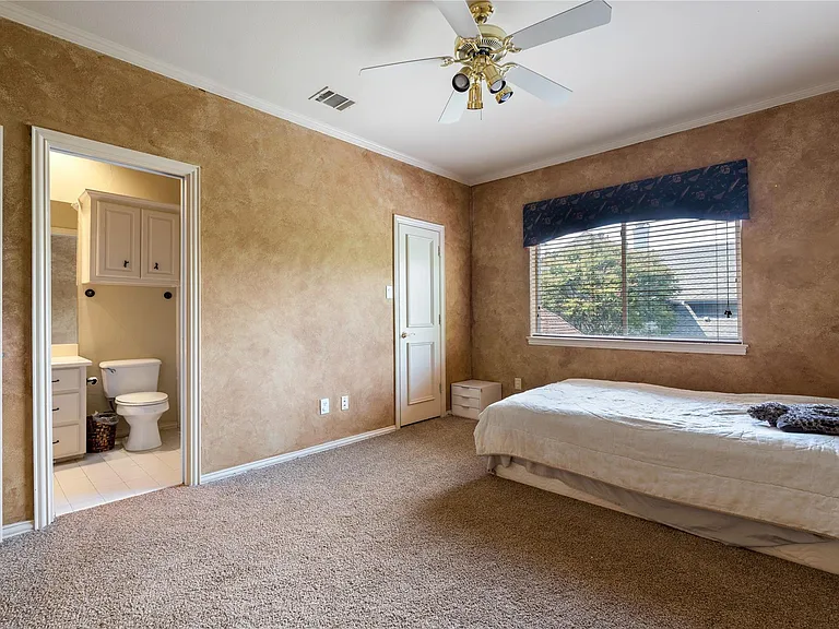 5902 Shy Dr — Photo 22