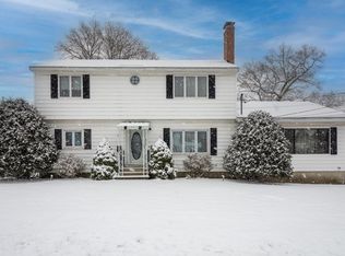 68 Central St, Woburn, MA 01801