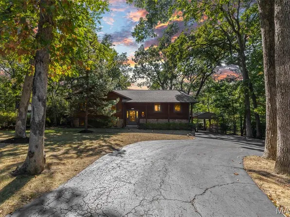 7736 S Rock Hill Rd, Saint Louis, MO 63123