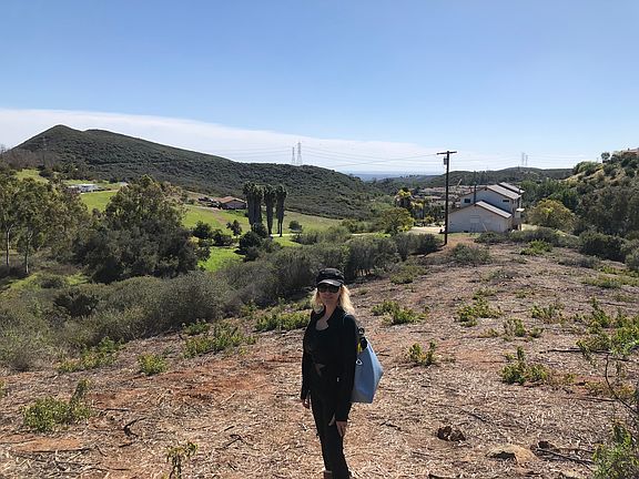 4th image of Twin Oaks Valley Rd