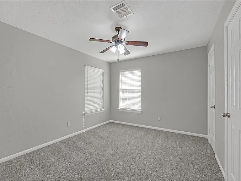 4241 Mountain Peak Way — Photo 24
