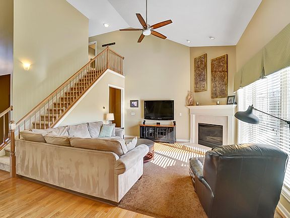 3rd image of 8271 Danbridge Way
