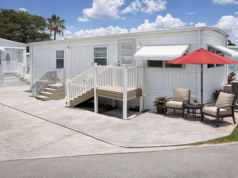 1st image of 206 Eagle Drive E