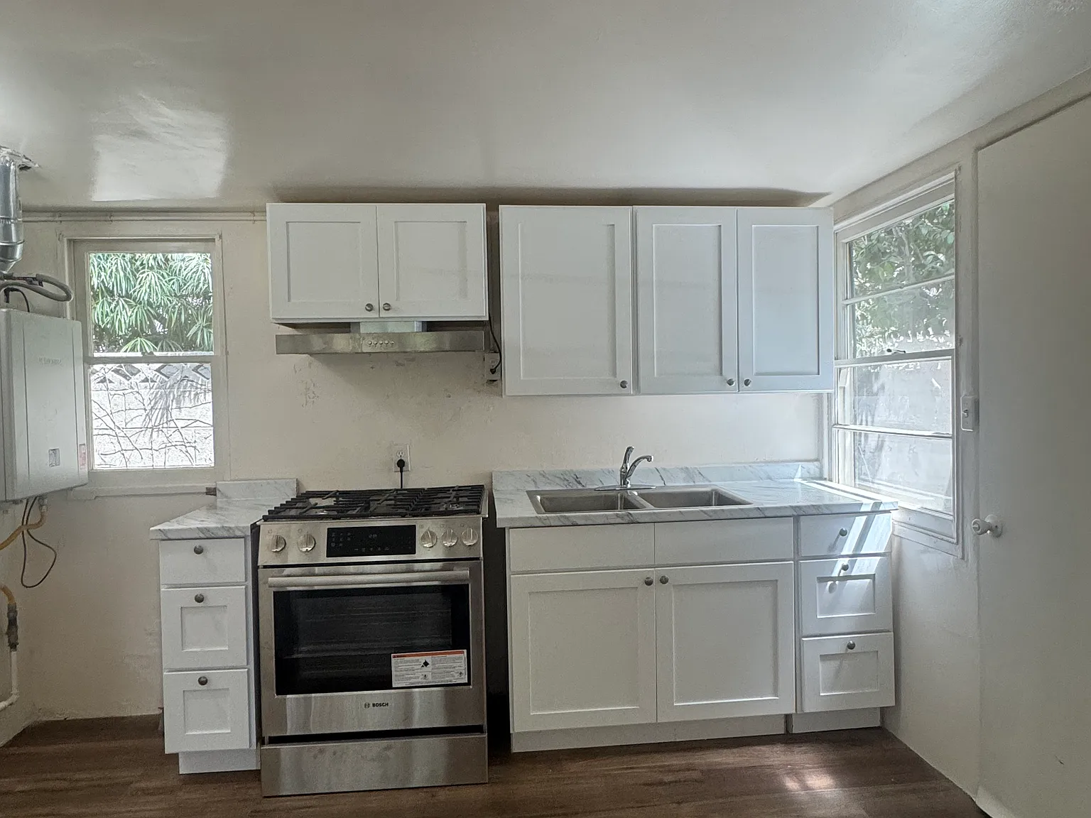 1 bed, 700 sqft, $2,500 — Photo 2