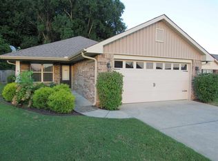 119 Willow Tree Dr, Meridianville, AL 35759