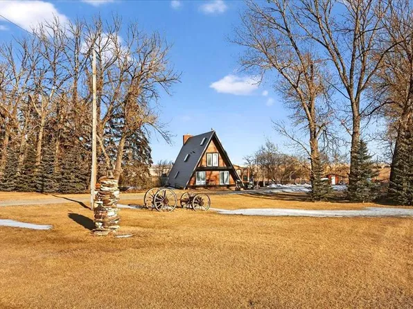 241037 E Range Road 241, Wheatland County, AB T1P 2C3