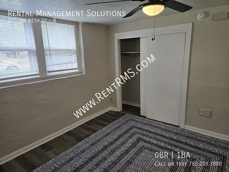 715 SW 11th St #B — Photo 4