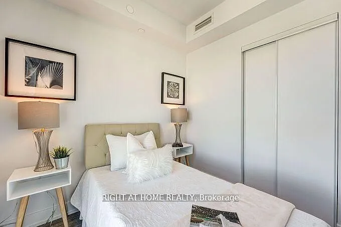 2550 Simcoe St E #1207 — Photo 10