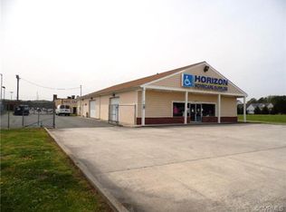 1222 Sycamore Dr, Tappahannock, VA 22560