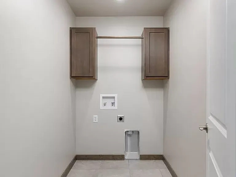 509 Winston Ln #B — Photo 4