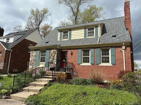 17427 Quincy St, Detroit, MI 48221