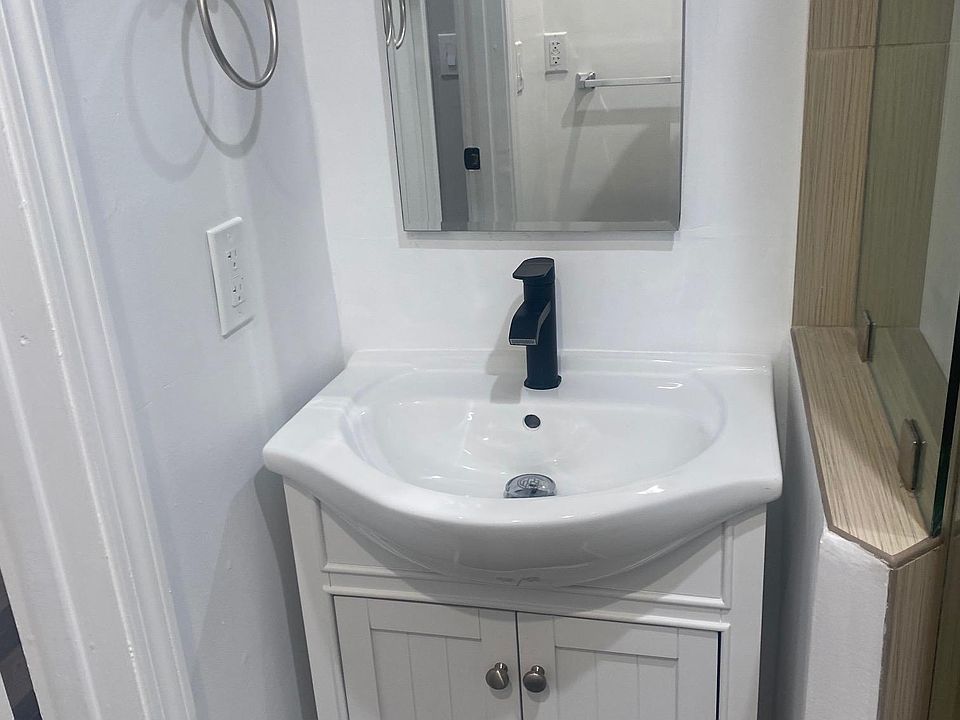New Wood Bathroom Vanity