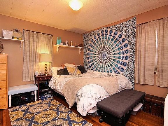 1st Floor Bedroom
