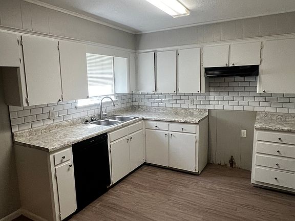 4th image of 405 Paula Dr
