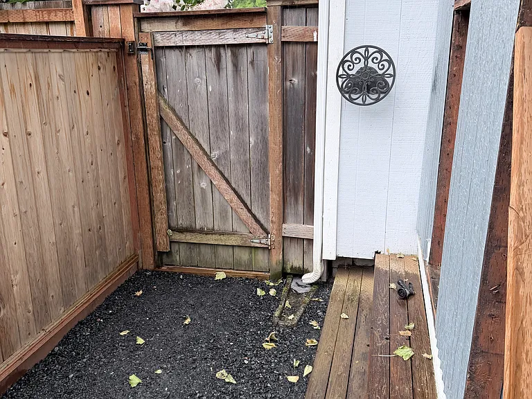 7962 Maple Ave SE — Photo 26