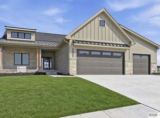6403 S 214th St, Elkhorn, NE 68022