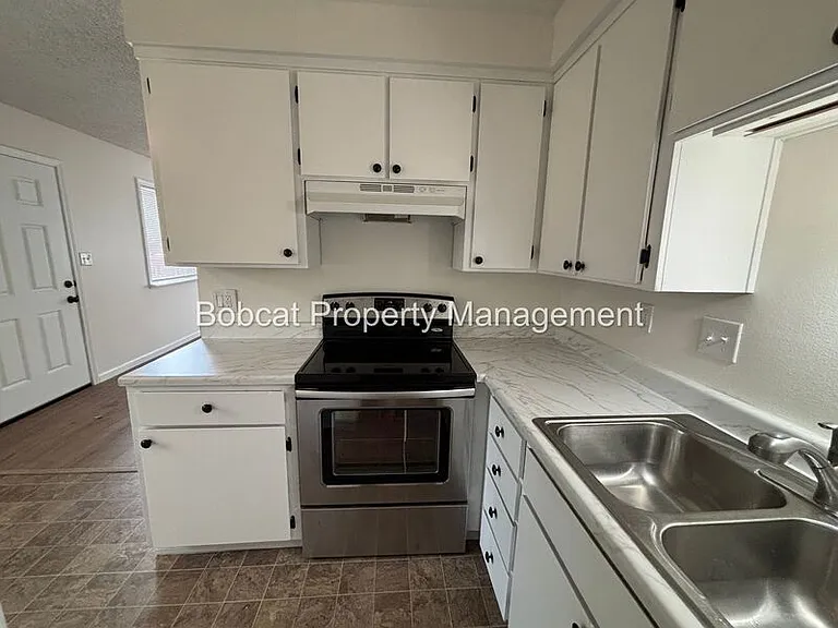 1501 N Edmonds Dr #A — Photo 9