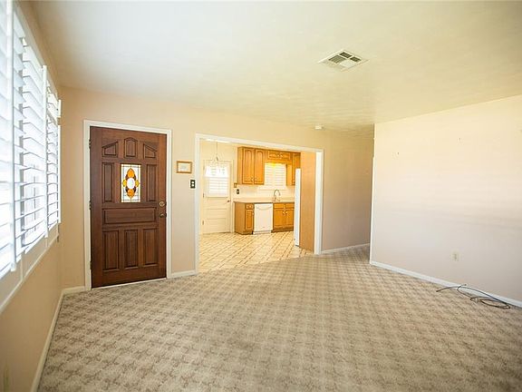 5th image of 118 Ravey St