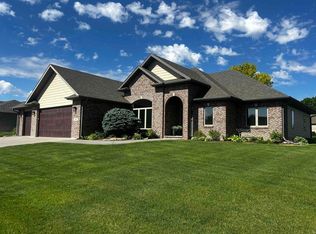 1102 Tanner Ct, North Platte, NE 69101