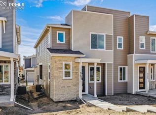 2483 Hannah Ridge Dr, Colorado Springs, CO 80915