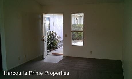 5th image of 73871 Desert Dr