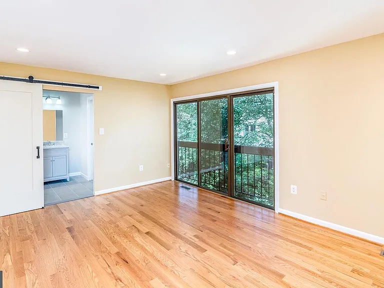 3134 Delburne Ct — Photo 11