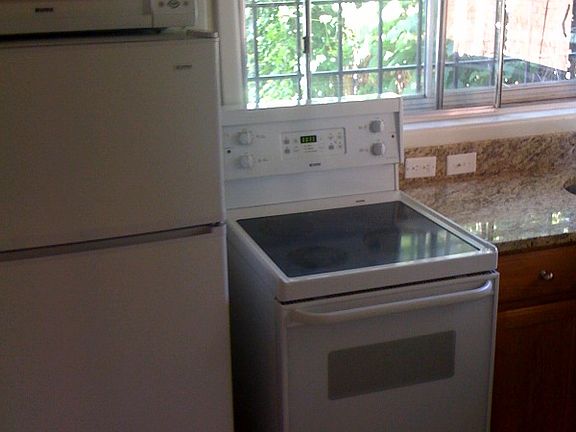 5th image of 1115 N Emerson St
