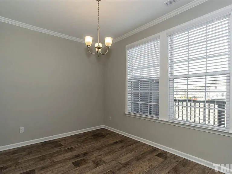 6024 Kayton St — Photo 7