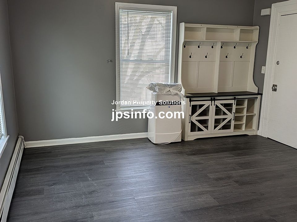 1st image of 110 Perkins St APT 7