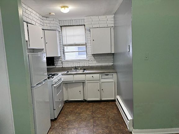 3rd image of 7320 Whitaker Ave Floor 2