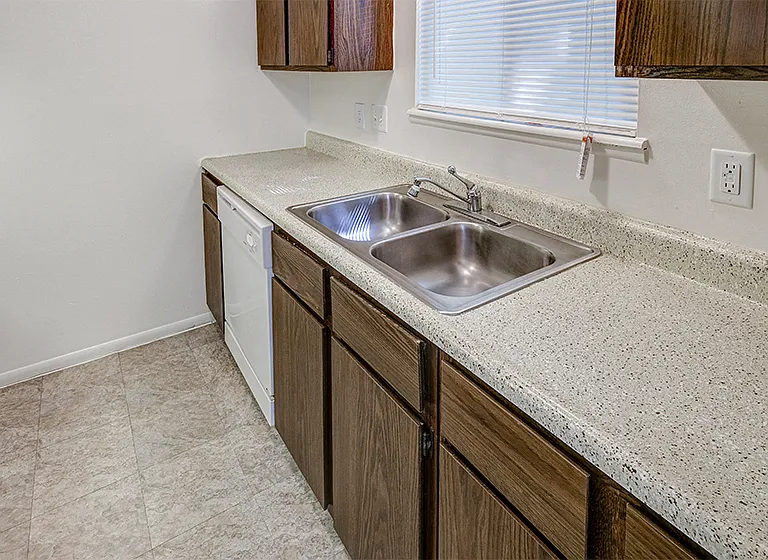 Townhome Kitchen at The Woods of Eagle Creek