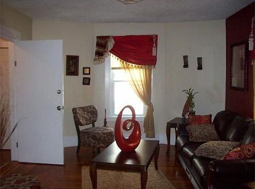 2nd image of 22 Lawton Ave