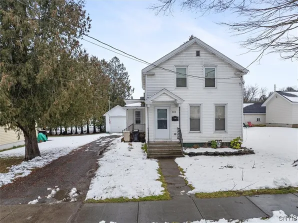 403 S Litchfield St, Frankfort, NY 13340