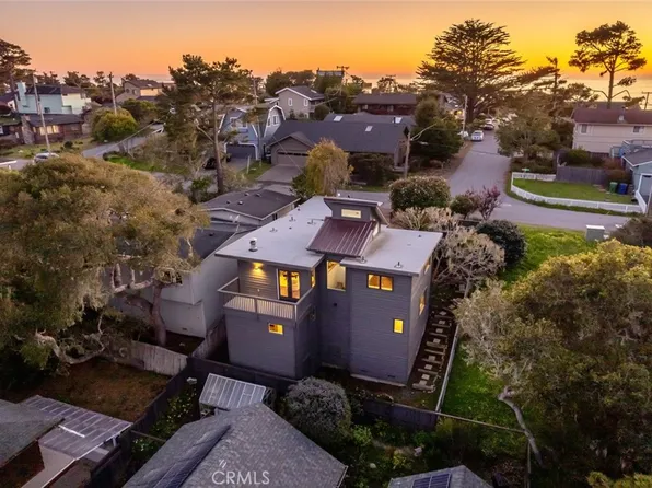 5250 Guildford Dr, Cambria, CA 93428