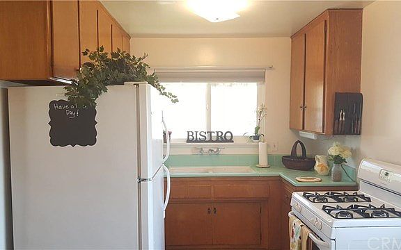 4th image of 8476 Dale St