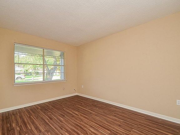 4th image of 7306 Wren Cir