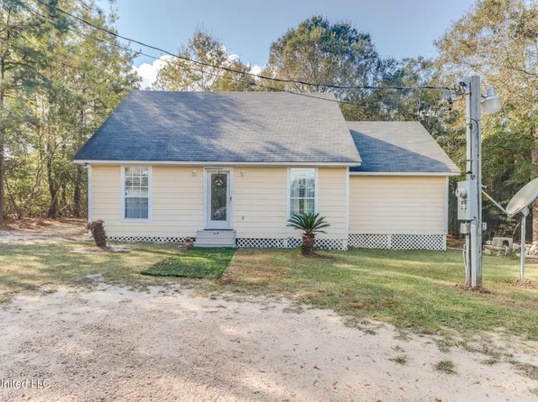 37 Topaz Dr, Mc Henry, MS 39561