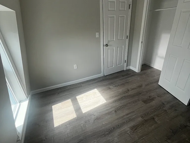 46 Linden St #3 — Photo 35